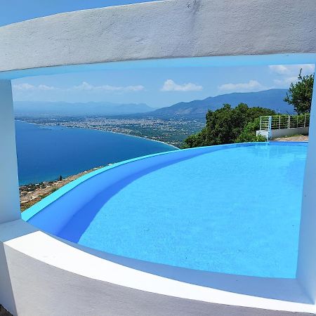 Ryalos Villas 卡拉马塔 外观 照片