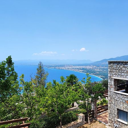 Ryalos Villas 卡拉马塔 外观 照片