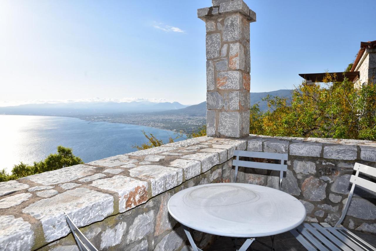 Ryalos Villas 卡拉马塔 外观 照片