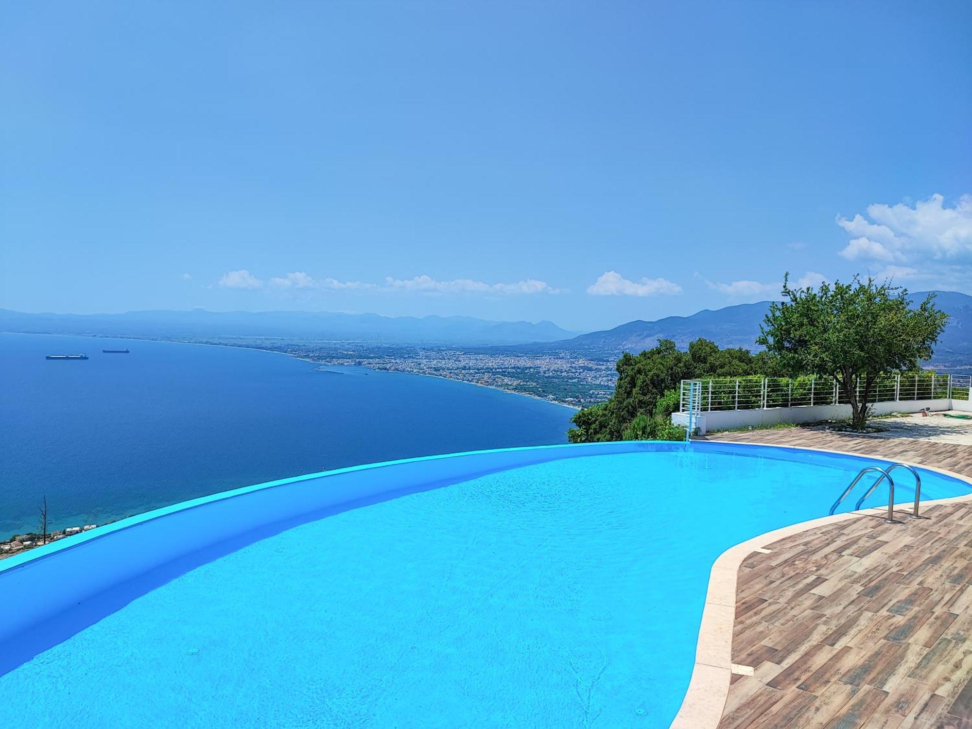Ryalos Villas 卡拉马塔 外观 照片