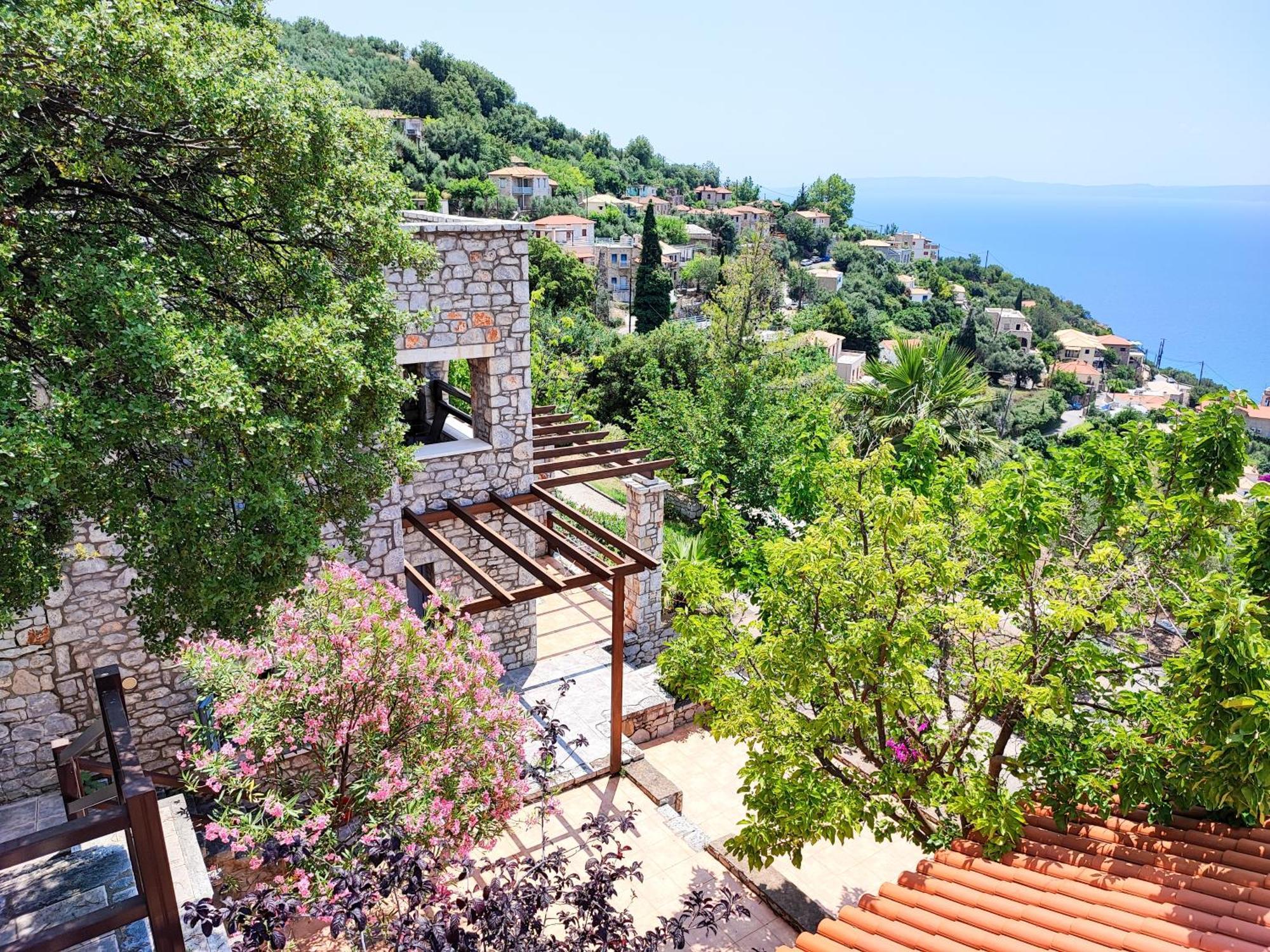 Ryalos Villas 卡拉马塔 外观 照片