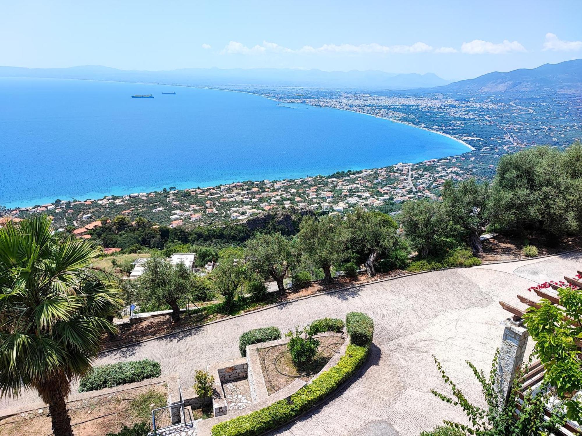 Ryalos Villas 卡拉马塔 外观 照片