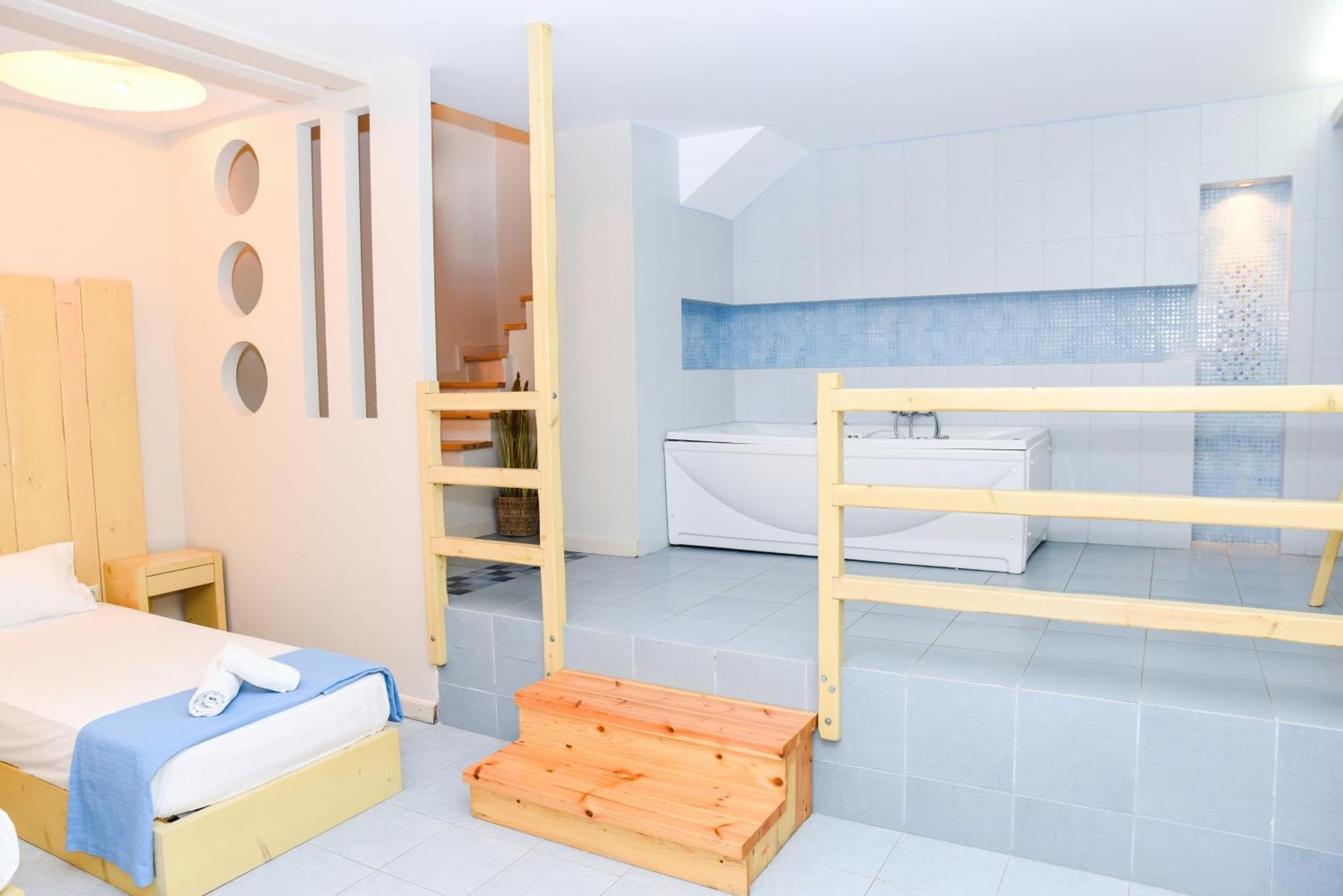 Ryalos Villas 卡拉马塔 外观 照片